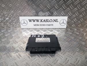 Gebruikte Module PDC Mercedes SL (R230) 3.5 SL-350 V6 24V Prijs € 50,00 Margeregeling aangeboden door kaslo auto parts