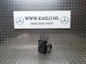 Gebruikte ABS Pomp Mercedes C (W204) 2.2 C-200 CDI 16V BlueEFFICIENCY Prijs € 100,00 Margeregeling aangeboden door kaslo auto parts