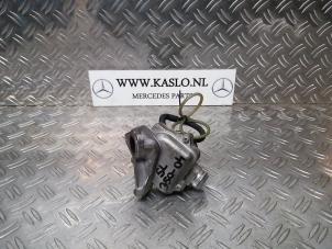Gebruikte EGR Klep Mercedes SL (R230) 3.7 SL-350 V6 18V Prijs op aanvraag aangeboden door kaslo auto parts