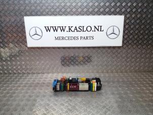 Gebruikte Zekeringkast Mercedes CLA (117.3) 1.6 CLA-180 16V Prijs op aanvraag aangeboden door kaslo auto parts