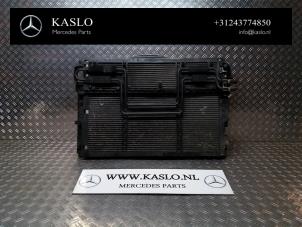 Gebruikte Radiateur Mercedes S (W221) 3.0 S-280 24V Prijs € 150,00 Margeregeling aangeboden door kaslo auto parts
