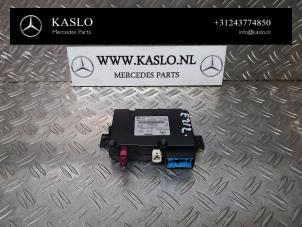 Gebruikte Telefoon Module Mercedes E Estate (S212) E-250 CDI 16V BlueEfficiency Prijs € 50,00 Margeregeling aangeboden door kaslo auto parts