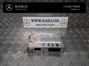 Gebruikte Bluetooth module Mercedes R (W251) 3.0 320 CDI 24V 4-Matic Prijs € 50,00 Margeregeling aangeboden door kaslo auto parts