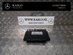 Gebruikte Module PDC Mercedes R (W251) 3.0 320 CDI 24V 4-Matic Prijs € 50,00 Margeregeling aangeboden door kaslo auto parts