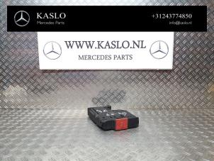 Gebruikte Zekeringkast Mercedes C (W204) 1.8 C-180K 16V Prijs € 75,00 Margeregeling aangeboden door kaslo auto parts