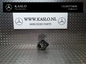 Gebruikte Gasklephuis Mercedes E (W212) E-350 CDI V6 24V BlueEfficiency Prijs € 25,00 Margeregeling aangeboden door kaslo auto parts