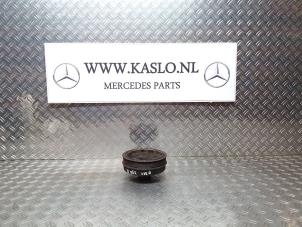 Gebruikte Krukas Poelie Mercedes E (W211) 3.5 E-350 V6 24V Prijs € 50,00 Margeregeling aangeboden door kaslo auto parts
