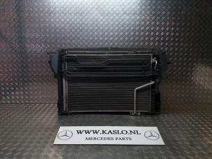 Gebruikte Radiateur Mercedes E (C207) E-220 CDI 16V BlueEfficiency Prijs € 150,00 Margeregeling aangeboden door kaslo auto parts