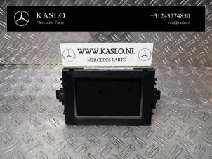 Gebruikte Display Interieur Mercedes C (C204) 1.8 C-180 CGI 16V BlueEfficiency Prijs € 50,00 Margeregeling aangeboden door kaslo auto parts