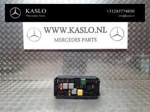Gebruikte Zekeringkast Mercedes C (C204) 1.8 C-180 CGI 16V BlueEfficiency Prijs € 100,00 Margeregeling aangeboden door kaslo auto parts