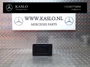 Gebruikte Display Interieur Mercedes A (W176) 1.8 A-200 CDI 16V Prijs € 50,00 Margeregeling aangeboden door kaslo auto parts