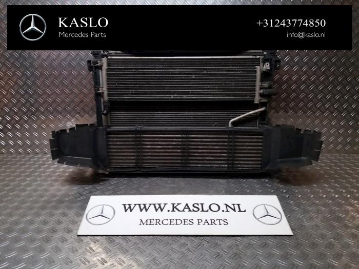 Gebruikte Airco Condensor Mercedes E (W212) E-300 BlueTec Hybrid V6 24V Prijs € 150,00 Margeregeling aangeboden door kaslo auto parts