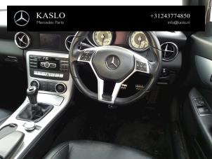 Gebruikte Display Interieur Mercedes SLK (R172) 1.8 200 16V BlueEFFICIENCY Prijs € 50,00 Margeregeling aangeboden door kaslo auto parts