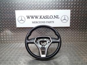 Gebruikte Stuurwiel Mercedes CLA (117.3) 1.6 CLA-180 16V Prijs € 100,00 Margeregeling aangeboden door kaslo auto parts