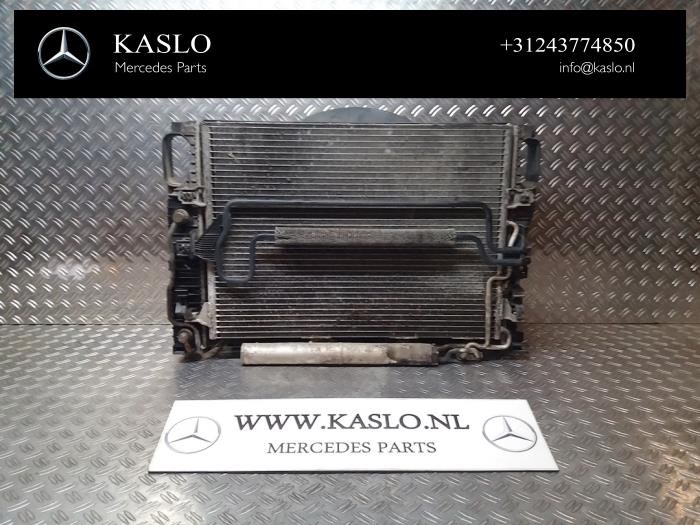 Gebruikte Oliekoeler Mercedes CLS (C219) 350 CDI 24V Prijs op aanvraag aangeboden door kaslo auto parts