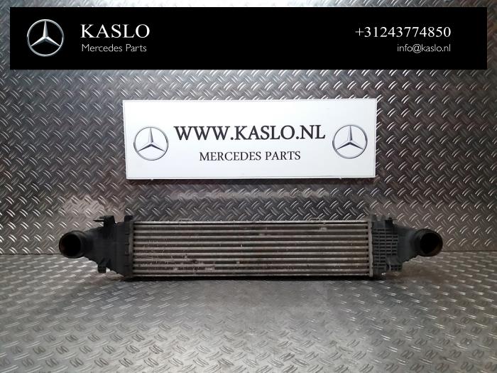 Gebruikte Intercooler Mercedes C (W204) 3.0 C-320 CDI V6 24V Prijs € 50,00 Margeregeling aangeboden door kaslo auto parts