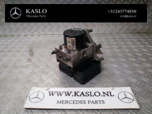 Gebruikte ABS Pomp Mercedes SLK (R172) 2.1 250 CDI 16V BlueEFFICIENCY Prijs € 150,00 Margeregeling aangeboden door kaslo auto parts