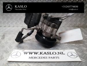 Gebruikte Servopomp Mercedes SLK (R172) 2.1 250 CDI 16V BlueEFFICIENCY Prijs € 100,00 Margeregeling aangeboden door kaslo auto parts
