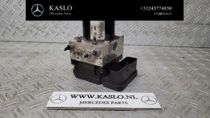 Gebruikte ABS Pomp Mercedes SLC (R172) 2.1 250 d 16V Prijs € 250,00 Margeregeling aangeboden door kaslo auto parts