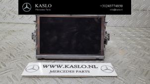 Gebruikte Display Interieur Mercedes SLC (R172) 2.1 250 d 16V Prijs € 300,00 Margeregeling aangeboden door kaslo auto parts