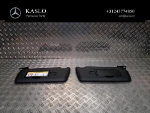 Gebruikte Zonneklep Mercedes A (W176) 1.6 A-180 16V Prijs op aanvraag aangeboden door kaslo auto parts