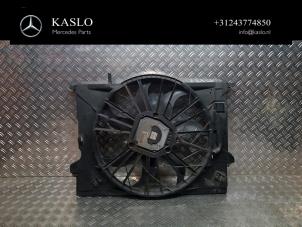 Gebruikte Radiateurfan Mercedes CLS (C219) 500 5.0 V8 24V Prijs op aanvraag aangeboden door kaslo auto parts