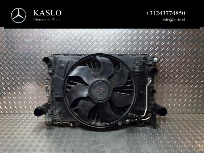 Gebruikte Fan Radiateur Mercedes C Estate (S204) 1.8 C-180 CGI 16V Prijs € 200,00 Margeregeling aangeboden door kaslo auto parts