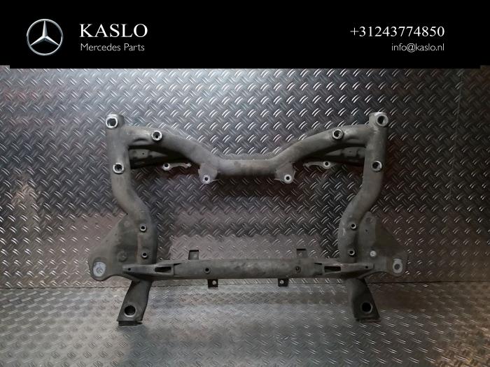 Gebruikte Subframe Mercedes E (R207) E-220 CDI 16V BlueEfficiency Prijs € 100,00 Margeregeling aangeboden door kaslo auto parts