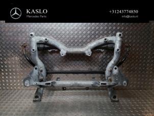 Gebruikte Subframe Mercedes E (R207) E-250 CGI 16V BlueEfficiency Prijs € 100,00 Margeregeling aangeboden door kaslo auto parts