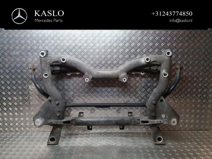 Gebruikte Subframe Mercedes C (W204) 3.0 C-320 CDI V6 24V Prijs € 100,00 Margeregeling aangeboden door kaslo auto parts