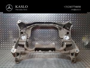 Gebruikte Subframe Mercedes S (W220) 2.8 S-280 18V Prijs € 150,00 Margeregeling aangeboden door kaslo auto parts