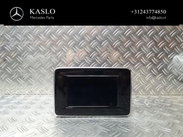 Gebruikte Display Interieur Mercedes A (W176) 1.8 A-180 CDI 16V Autom. Prijs € 50,00 Margeregeling aangeboden door kaslo auto parts