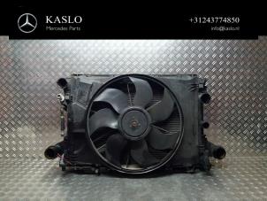 Gebruikte Radiateurfan Mercedes C (W204) 2.2 C-200 CDI 16V Prijs op aanvraag aangeboden door kaslo auto parts