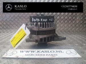Gebruikte Dynamo Mercedes B (W246) 1.8 B-200 CDI BlueEFFICIENCY 16V Prijs € 50,00 Margeregeling aangeboden door kaslo auto parts