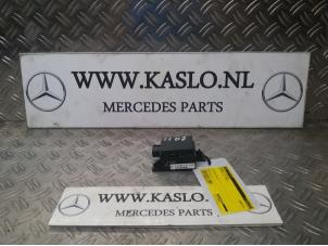 Gebruikte Sensor (overige) Mercedes SL (R230) 3.5 SL-350 V6 24V Prijs € 25,00 Margeregeling aangeboden door kaslo auto parts