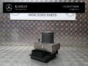 Gebruikte ABS Pomp Mercedes E (W212) E-350 BlueTec V6 24V Prijs € 50,00 Margeregeling aangeboden door kaslo auto parts