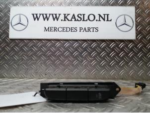 Gebruikte ESP Schakelaar Mercedes SL (R230) 3.7 SL-350 V6 18V Prijs € 30,00 Margeregeling aangeboden door kaslo auto parts
