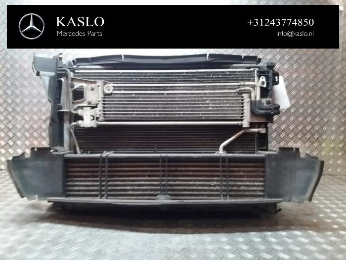 Gebruikte Intercooler Mercedes E (W212) E-350 BlueTec V6 24V Prijs € 50,00 Margeregeling aangeboden door kaslo auto parts