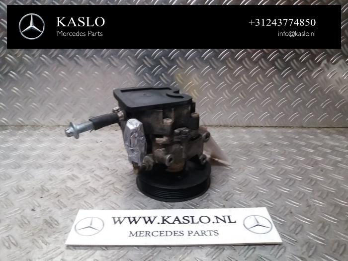 Gebruikte Servopomp Mercedes S (W220) 3.2 S-320 CDI 24V Prijs € 75,00 Margeregeling aangeboden door kaslo auto parts