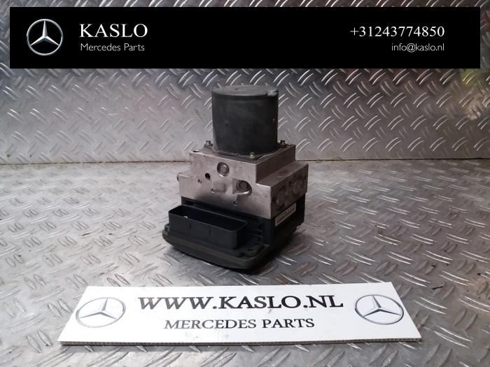 Gebruikte ABS Pomp Mercedes CLS (C219) 350 CGI 3.5 V6 24V Prijs € 200,00 Margeregeling aangeboden door kaslo auto parts