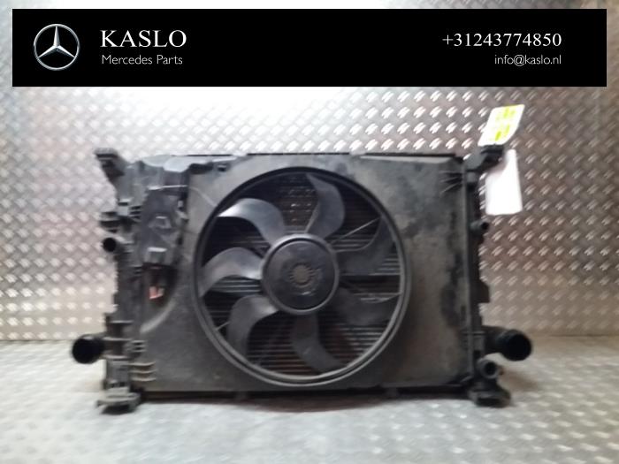 Gebruikte Radiateur Mercedes A (W176) 1.5 A-180 CDI, A-180d 16V Prijs € 125,00 Margeregeling aangeboden door kaslo auto parts