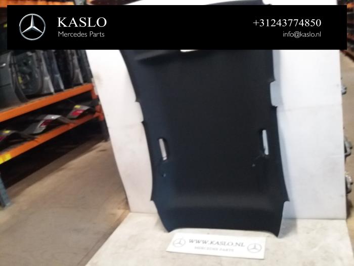 Gebruikte Hemelbekleding Mercedes A (177.0) 2.0 A-220 Turbo 16V Prijs € 500,00 Margeregeling aangeboden door kaslo auto parts