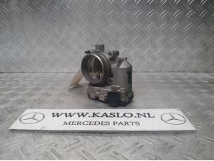 Gebruikte Gasklephuis Mercedes E (W211) 1.8 E-200 K 16V Prijs € 75,00 Margeregeling aangeboden door kaslo auto parts