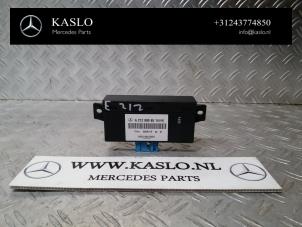 Gebruikte Luchtvering module Mercedes E Estate (S212) E-220 CDI 16V BlueEfficiency Prijs € 30,00 Margeregeling aangeboden door kaslo auto parts