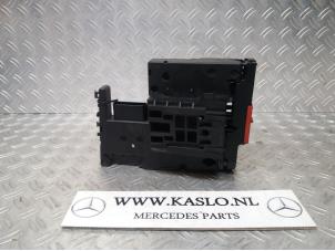 Gebruikte Zekeringkast Mercedes C (W204) 1.8 C-180 CGI 16V Prijs € 75,00 Margeregeling aangeboden door kaslo auto parts
