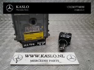 Gebruikte Contactslot + computer Mercedes ML II (164/4JG) 3.0 ML-320 CDI 4-Matic V6 24V Prijs € 250,00 Margeregeling aangeboden door kaslo auto parts
