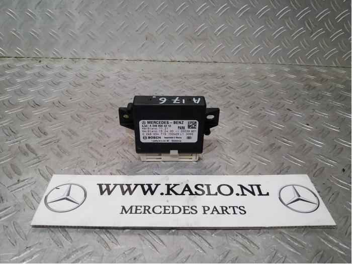 PDC Module van een Mercedes-Benz A (W176) 1.8 A-200 CDI 16V 2015
