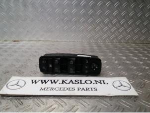 Gebruikte Combischakelaar ramen Mercedes B (W245,242) 2.0 B-180 CDI 16V Prijs € 50,00 Margeregeling aangeboden door kaslo auto parts