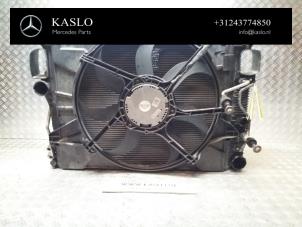 Gebruikte Radiateurfan Mercedes S (W221) 3.0 S-320 CDI 24V Prijs € 250,00 Margeregeling aangeboden door kaslo auto parts