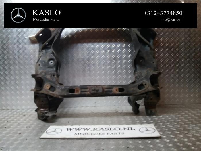 Gebruikte Subframe Mercedes S (W221) 3.0 S-320 CDI 24V Prijs € 150,00 Margeregeling aangeboden door kaslo auto parts